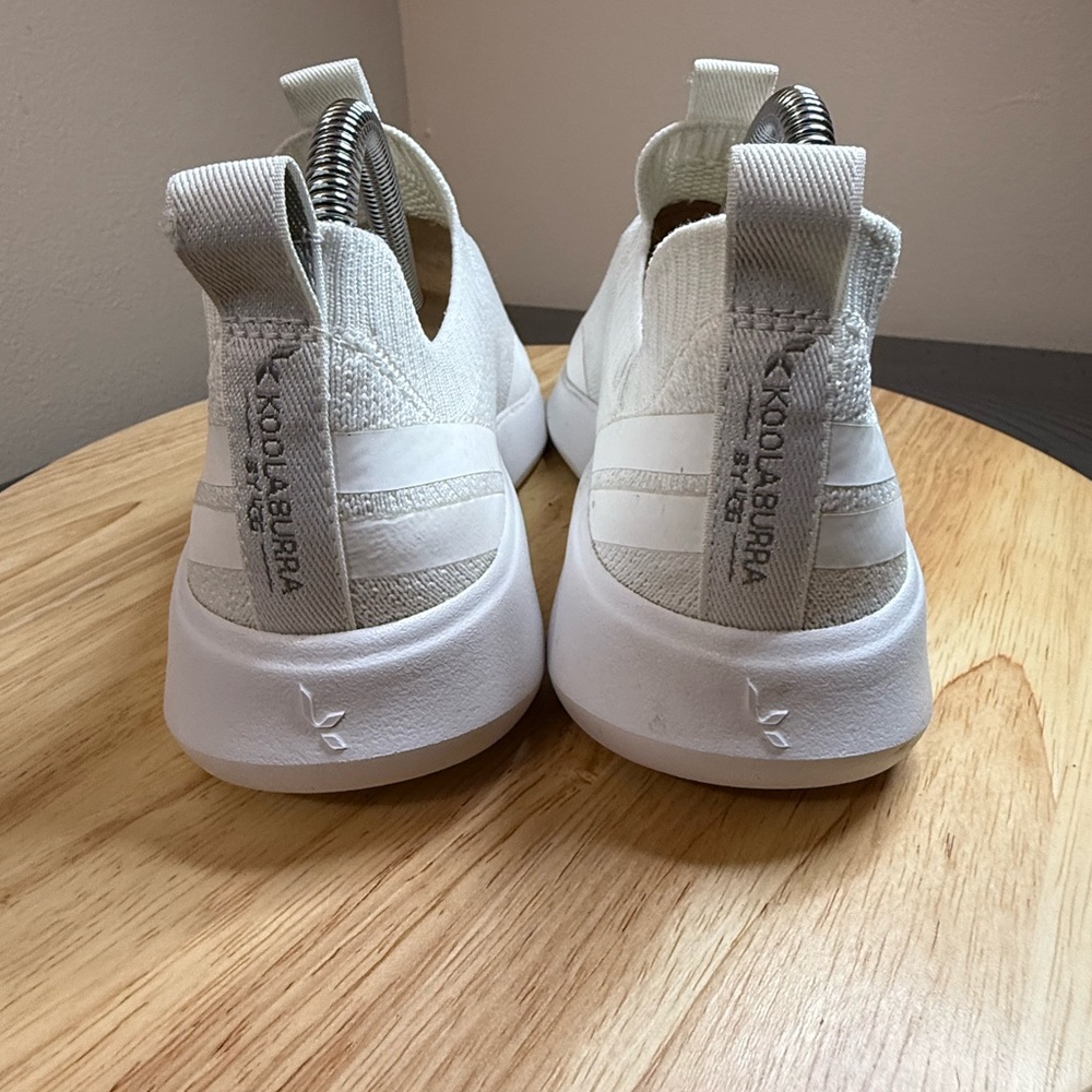 Koolaburra by UGG Women's Yosha Sneaker - Picture 9 of 13